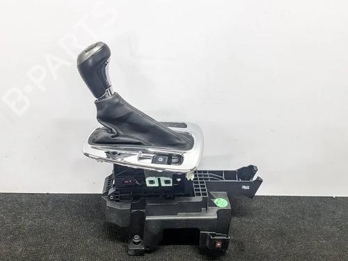 automatic-gearbox-selector-chevrolet-malibu-v300-20-d-12771420-20894164-22908893-2012-6765918 main image