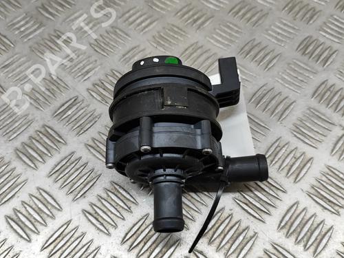 Used Auxiliary water pump Auxiliary water pump VOLVO XC40 (536) Recharge AWD (408 hp) 28590015 28590015