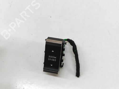 switch-jeep-avenger-j2-2022-28590459 main image