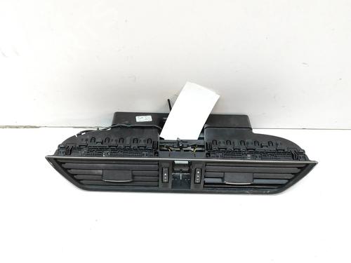 Used Air vent Air vent SKODA SUPERB III Estate (3V5) 2.0 TDI 4x4 (190 hp) 16711302 16711302
