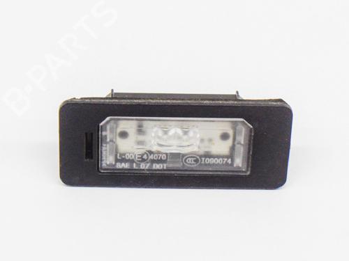 Used Licence plate light BMW 4 Gran Coupe (F36) 435 i (306 hp) 14615557