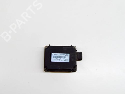 Used Electronic module TESLA MODEL S (5YJS) 85 (367 hp) 11681851