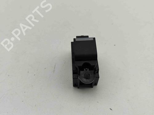 Used Right rear window switch LAND ROVER RANGE ROVER VELAR (L560) 2.0 D240 SD4 4x4 (241 hp) 29337368