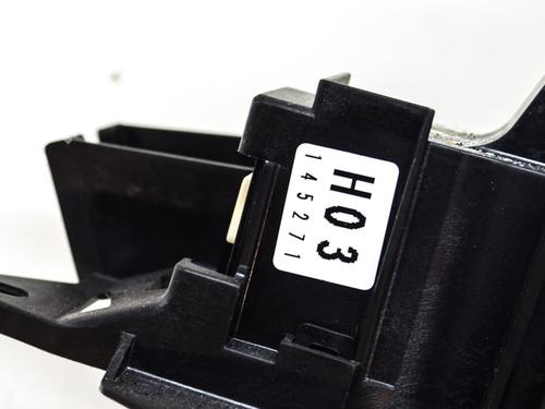 Gear lever TOYOTA YARIS (_P13_) 1.5 Hybrid (NHP130_) | BP8353611M90 