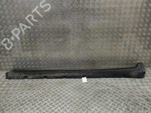 Used Left sideskirt Left sideskirt MASERATI LEVANTE SUV (M161) 3.0 D Q4 (250 hp) 26410619 26410619