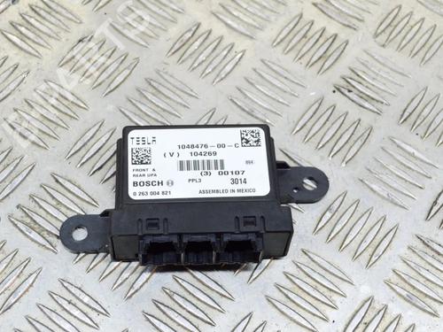 Used Electronic module Electronic module TESLA MODEL S (5YJS) P85 (421 hp) 6773433 6773433