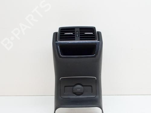 Used Air vent SKODA KAROQ (NU7, ND7) 1.5 TSI (150 hp) 14643793