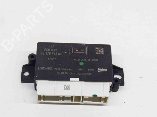 Used Electronic module PEUGEOT 2008 II (UD_, US_, UY_, UJ_, UR_, UC_) e-2008 (UKZKXZ) (136 hp) 27764272