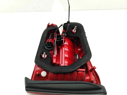 Left tailgate light VW TOUAREG (7P5, 7P6) 3.0 V6 TDI | BP33400530C79 - Image 6
