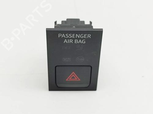 Used Warning switch Warning switch SEAT TARRACO (KN2) 1.5 TSI ACT (150 hp) 36703383 36703383