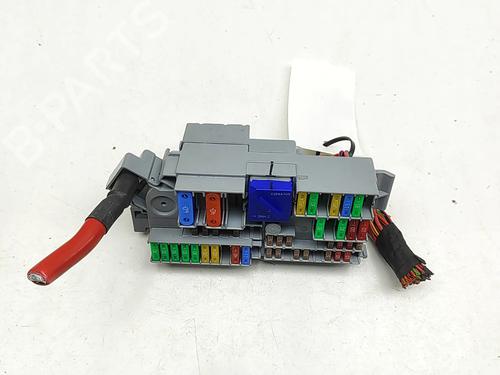 fuse-box-bmw-x6-g06-f96-2019-33393696 main image