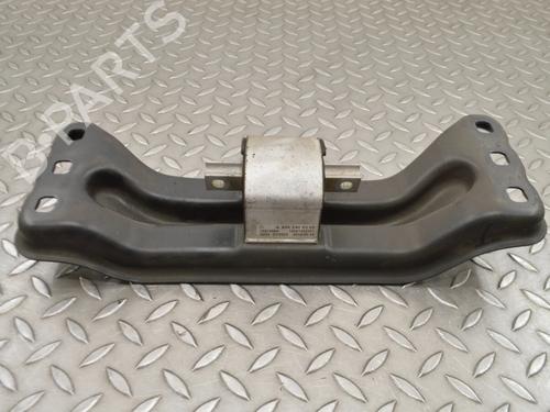 gearbox-mount-mercedes-benz-e-class-w213-2016-33351860 main image
