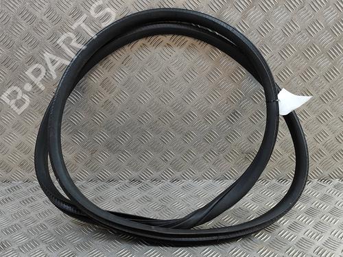 Used Rubber door seal JAGUAR I-PACE (X590) EV400 AWD (400 hp) 28436089