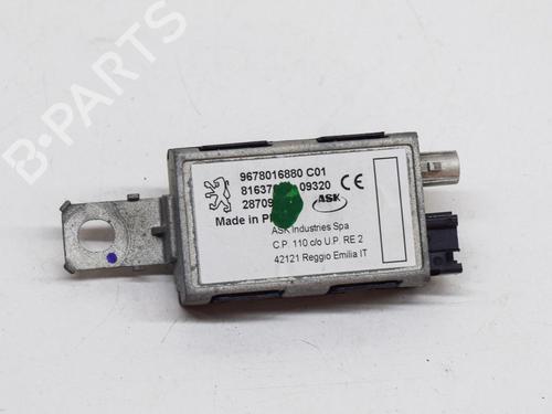 Used Electronic module PEUGEOT 2008 II (UD_, US_, UY_, UJ_, UR_, UC_) e-2008 (UKZKXZ) (136 hp) 27764284