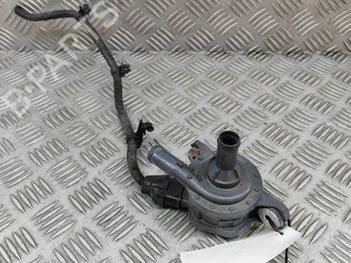 Used Auxiliary water pump TOYOTA COROLLA Estate (_E21_) 2.0 Hybrid (MZEH12) (180 hp) 27788847