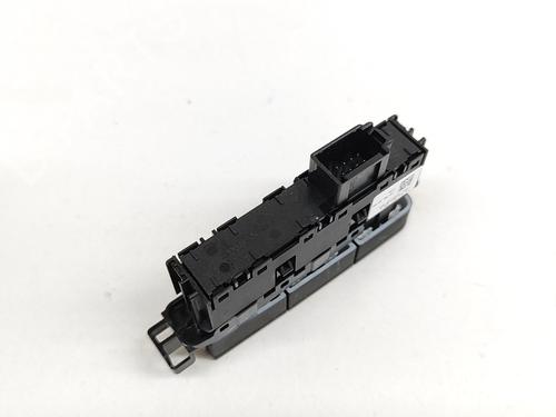Switch VW GOLF VII (5G1, BQ1, BE1, BE2) 2.0 GTI | BP22443402I30 