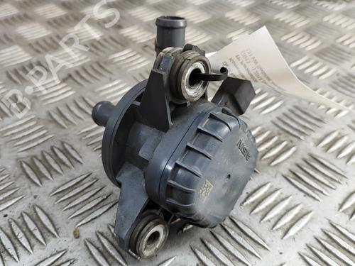 Used Auxiliary water pump Auxiliary water pump LEXUS IS III (_E3_) 300h (AVE30_, AVE30R) (220 hp) 27797098 27797098