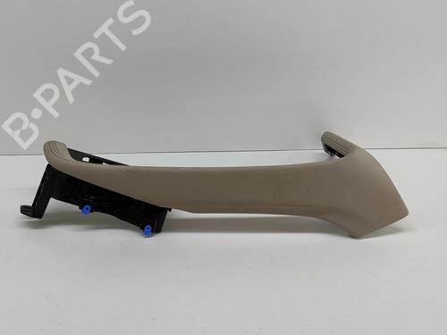 middle-console-bmw-x1-f48-2014-2015-2016-2017-2018-2019-2020-2021-2022-27770380 main image