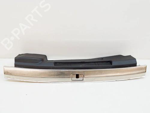 Pynteliste til bagklap Pynteliste til bagklap AUDI Q7 (4MB, 4MG, 4MQ) SQ7 TDI quattro (435 hp) 14622856 14622856