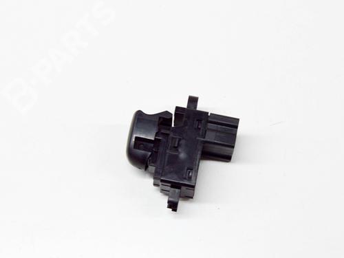 Left rear window switch NISSAN JUKE (F15) 1.5 dCi | BP10992243I29 