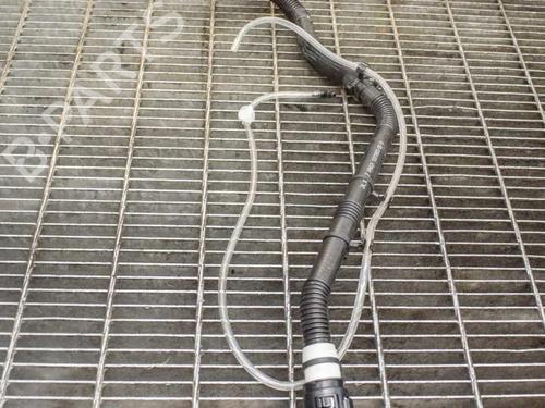 Pipe TESLA MODEL 3 (5YJ3) EV | BP27747742M125 - Image 2