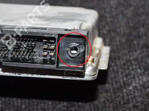 Engine control unit (ECU) VOLVO V70 II (285) 2.4 | BP6734471M57