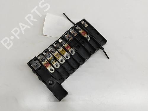 Used Fuse box VW TRANSPORTER T6 Van (SGA, SGH, SHA, SHH) 2.0 TDI (110 hp) 28559247