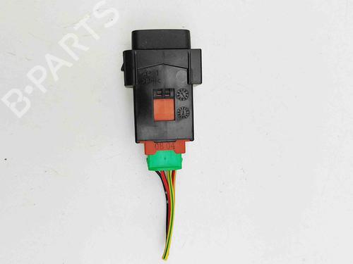 Switch SUZUKI GRAND VITARA II (JT, TE, TD) 2.4 All-wheel Drive (JT424, JB424, TDA4) | BP29570004I30 