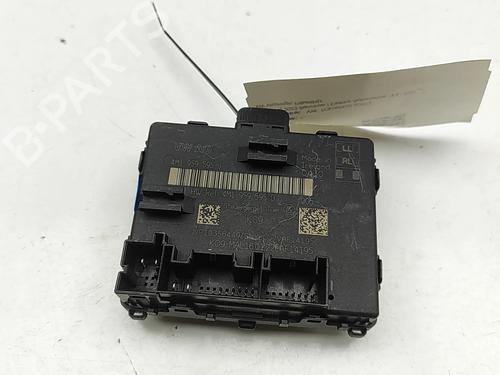 Elektronische module VW TOUAREG (CR7, RC8) 3.0 eHybrid 4motion (381 hp) 31113030