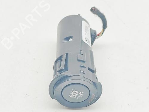 switch-maserati-ghibli-iii-m157-2013-34521023 main image