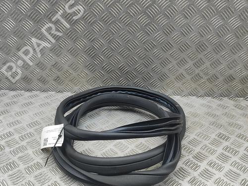 Gummiliste Gummiliste MERCEDES-BENZ E-CLASS (W213) E 300 de 4-matic (213.011) (306 hp) 34282385 34282385