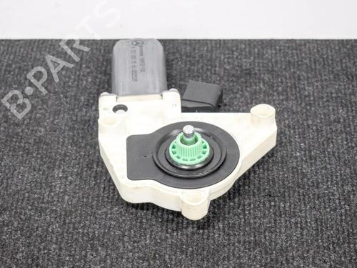 Used Left front window motor MERCEDES-BENZ SLK (R172) 250 CDI / d (172.403) (204 hp) 6747643