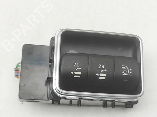 Interruttore Interruttore MERCEDES-BENZ GLE (V167) GLE 400 d 4-matic (167.123) (330 hp) 33938014 33938014