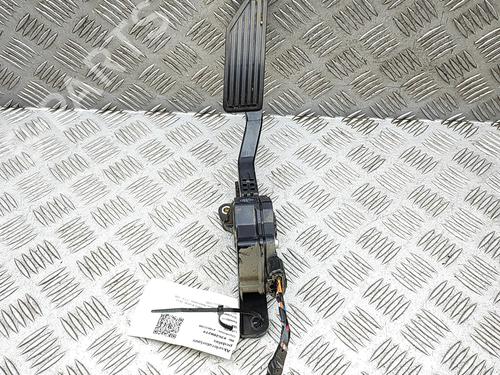 Pedal Pedal ISUZU D-MAX II (TFR, TFS) 2.5 CRDi 4x4 (TFS86J) (136 hp) 36458421 36458421