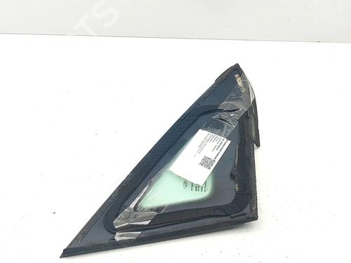 Used Front left quarter glass Front left quarter glass FORD FIESTA VII (HJ, HF) 1.0 EcoBoost (125 hp) 35811734 35811734