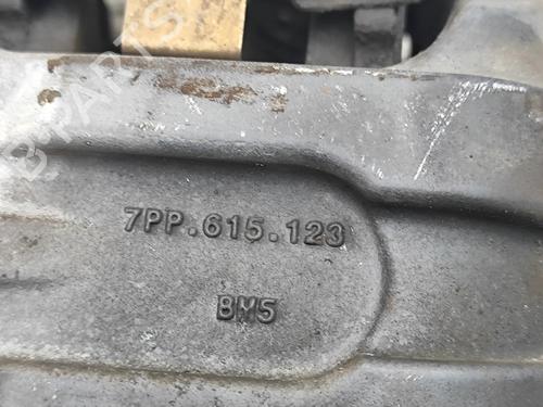 Left front brake caliper PORSCHE CAYENNE Coupe (9YB) 3.0 E-Hybrid AWD | BP38017809M105 - Image 8