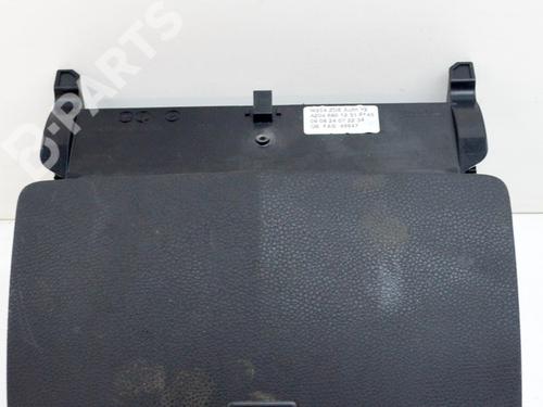 Used Display monitor Display monitor MERCEDES-BENZ C-CLASS T-Model (S204) C 250 CDI (204.203) (204 hp) 8895092 8895092