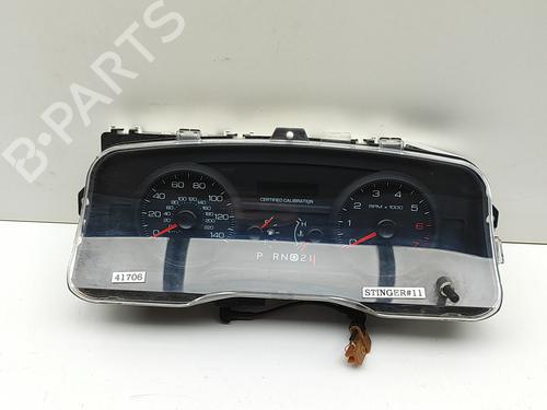 Used Instrument cluster FORD USA CROWN VICTORIA 4.6 FlexFuel (253 hp) 29637841