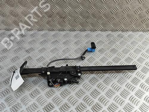 BP28387977O1 main image