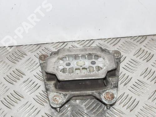 Used Gearbox mount AUDI A6 C6 (4F2) 2.0 TDI (170 hp) 6735515