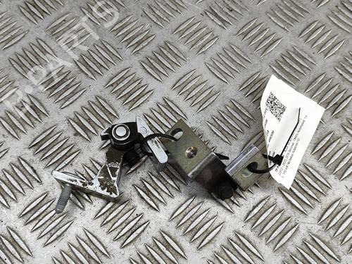 Used Hinge/Door check strap AUDI A3 Sportback (8VA, 8VF) 1.4 TFSI e-tron (150 hp) 27315103