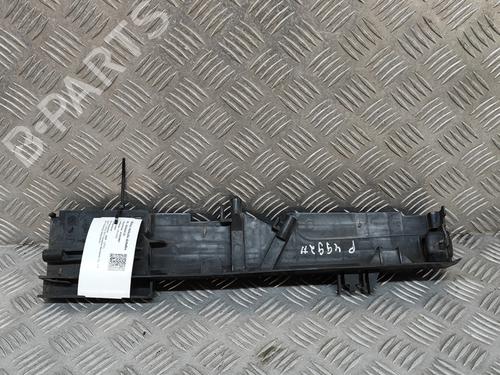 Used Support BMW 1 (F21) 118 d (150 hp) 24819853
