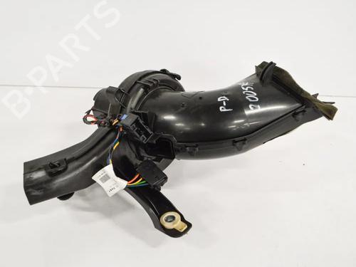 Used Heater blower motor Heater blower motor PEUGEOT 5008 (0U_, 0E_) 1.6 HDi (112 hp) 6737283 6737283