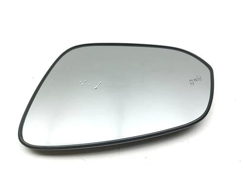 Used Left mirror glass Left mirror glass TOYOTA RAV 4 V (_A5_, _H5_) 2.5 Hybrid AWD (AXAP54, AXAP54L) (306 hp) 33176812 33176812