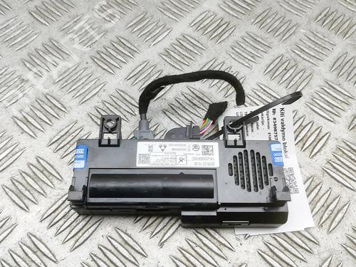 Módulo eletrónico Módulo eletrónico PEUGEOT 2008 II (UD_, US_, UY_, UJ_, UR_, UC_) e-2008 (UKZKXZ) (136 hp) 33798261 33798261