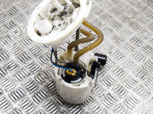 Used Fuel pump BMW 3 (F30, F80) 335 d xDrive (313 hp) 9166571