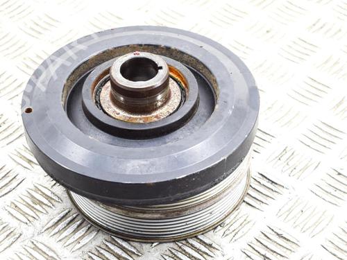 Used Pulley BMW 5 (F10) 550 i xDrive (408 hp) 14651061