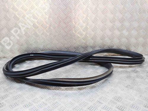 Used Rubber door seal TESLA MODEL Y (5YJY) EV Performance All-wheel Drive (462 hp) 28547748