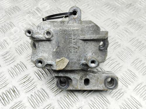 Used Engine mount Engine mount VW SCIROCCO III (137, 138) 2.0 TDI (140 hp) 33387859 33387859
