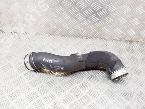 Used Intercooler pipe Intercooler pipe MERCEDES-BENZ C-CLASS (W203) C 320 CDI (203.020) (224 hp) 14636634 14636634